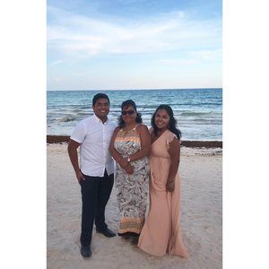 Meet your Posher, Yvette